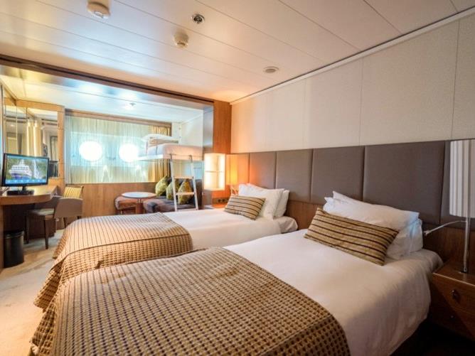 Main Deck Triple主甲板三人艙 $31,500 USD